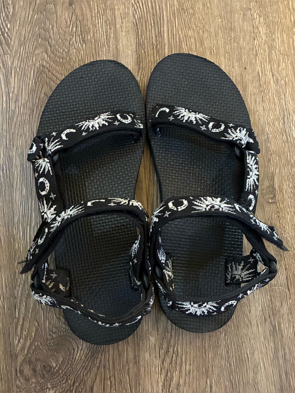 Teva Women's Original Universal Sandal Sun & Moon Black/White - Picture 3 of 8